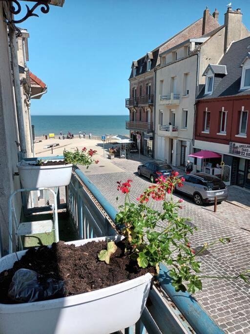 Grand Triplex Vue Mer Centre Du Village أولت المظهر الخارجي الصورة